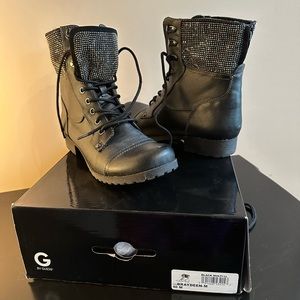 GUESS Rhinestone NEW W/BOX SZ 10 W Combat boots